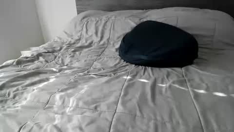 babygirl online show from October 18, 2025, 3:35 pm