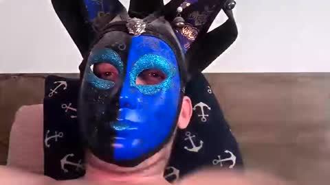 Snapshot of chikano33 chatting on November 10, 2025, 2:27 pm chikano33 online show from November 10, 2025, 2:27 pm