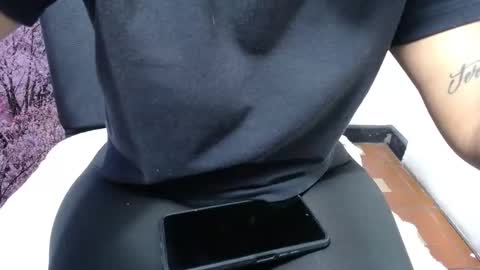 Snapshot of chiky_nastyy chatting on November 2, 2025, 3:14 pm Chikys online show from November 2, 2025, 3:14 pm