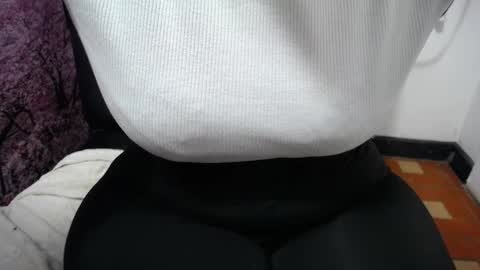 Snapshot of chiky_nastyy chatting on November 8, 2025, 3:01 pm Chikys online show from November 8, 2025, 3:01 pm