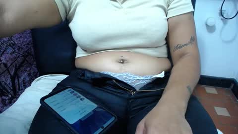 Snapshot of chiky_nastyy chatting on November 10, 2025, 2:38 pm Chikys online show from November 10, 2025, 2:38 pm