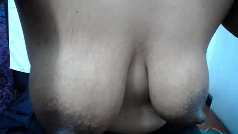 Snapshot of chiky_nastyy chatting on November 22, 2025, 4:28 pm Chikys online show from November 22, 2025, 4:28 pm