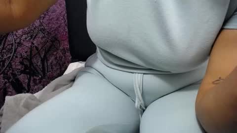 Snapshot of chiky_nastyy chatting on December 1, 2025, 3:28 pm Chikys online show from December 1, 2025, 3:28 pm