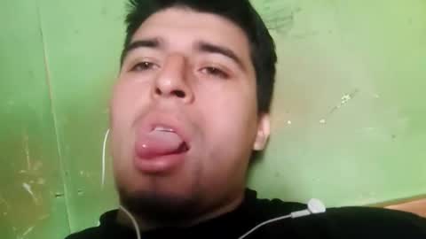 Snapshot of chilehot28 chatting on December 17, 2025, 1:50 pm chilehot28 online show from December 17, 2025, 1:50 pm