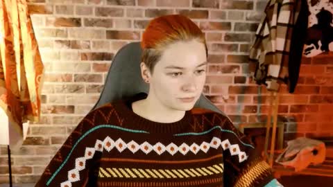 Bella online show from October 31, 2025, 6:03 am