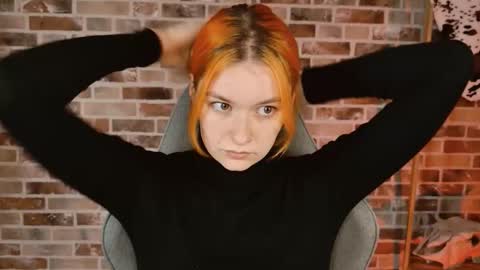 Bella online show from November 25, 2025, 9:09 am