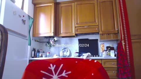 Snapshot of chillwithcamii chatting on February 25, 2025, 12:34 pm yoursensualparadise online show from February 25, 2025, 12:34 pm