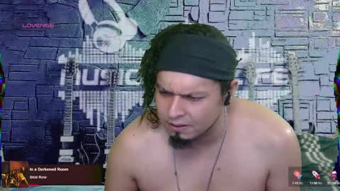 Enrique online show from March 3, 2025, 5:29 pm