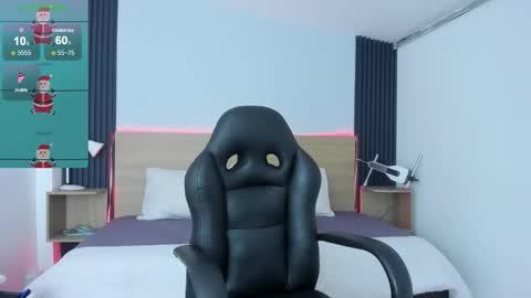 Snapshot of chiqui_milk1 chatting on November 30, 2025, 6:23 pm Chiqui online show from November 30, 2025, 6:23 pm