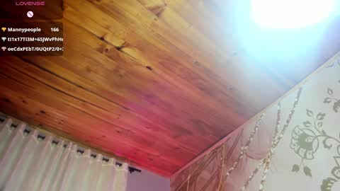 chloe bonnet Connection Monday to Saturday 3 pm Chicago INDEPENDENT MODEL . online show from December 29, 2024, 11:50 pm