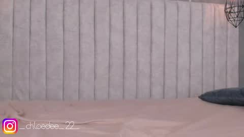 Chloe online show from March 11, 2025, 2:29 pm