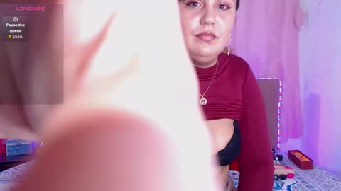 Snapshot of chloe_ev4ns chatting on October 1, 2025, 12:16 am Chloe online show from October 1, 2025, 12:16 am