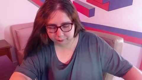 Snapshot of chloe_prg chatting on December 20, 2024, 4:04 pm chloe_prg online show from December 20, 2024, 4:04 pm