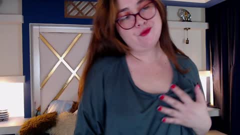 Snapshot of chloe_prg chatting on January 29, 2025, 3:26 pm chloe_prg online show from January 29, 2025, 3:26 pm