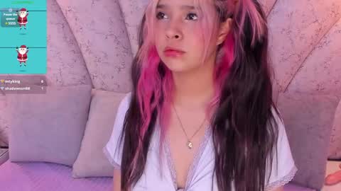 Snapshot of chloe_watson_ chatting on December 20, 2024, 11:16 pm online show from December 20, 2024, 11:16 pm