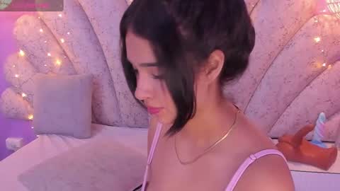 Snapshot of chloe_watson_ chatting on March 1, 2025, 11:58 pm online show from March 1, 2025, 11:58 pm