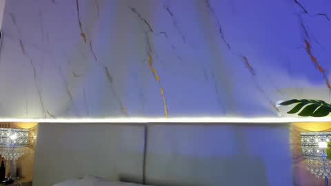 Snapshot of chloeemonroee_ chatting on November 12, 2025, 11:54 am Chloee online show from November 12, 2025, 11:54 am