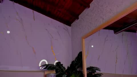 Snapshot of chloeemonroee_ chatting on November 15, 2025, 12:23 pm Chloee online show from November 15, 2025, 12:23 pm