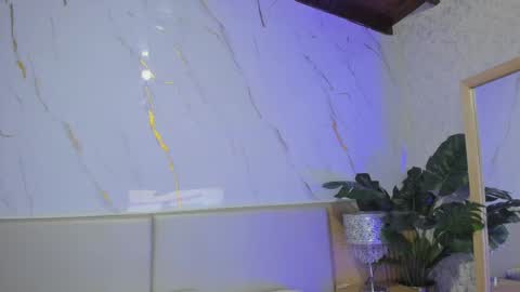 Snapshot of chloeemonroee_ chatting on November 20, 2025, 11:21 am Chloee online show from November 20, 2025, 11:21 am