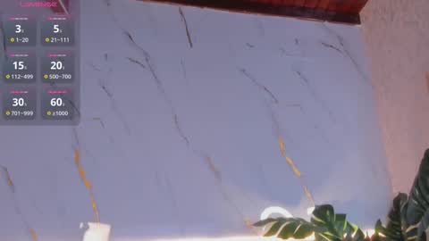 Snapshot of chloeemonroee_ chatting on December 2, 2025, 11:37 am Chloee online show from December 2, 2025, 11:37 am