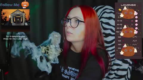 Chloe online show from October 9, 2025, 5:38 am