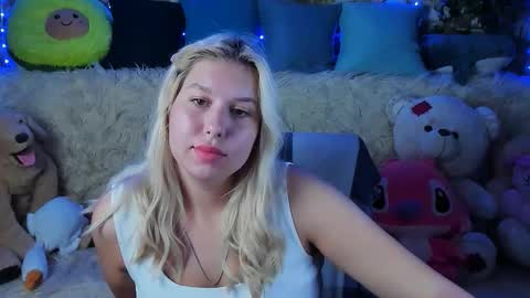 Snapshot of chloericci chatting on September 8, 2025, 3:00 pm ChloeRicci online show from September 8, 2025, 3:00 pm