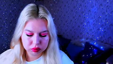 Snapshot of chloericci chatting on October 7, 2025, 8:22 am ChloeRicci online show from October 7, 2025, 8:22 am