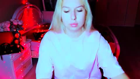 Snapshot of chloericci chatting on October 28, 2025, 6:50 am ChloeRicci online show from October 28, 2025, 6:50 am