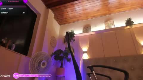 Snapshot of chloerossee chatting on February 16, 2025, 4:09 am Chloe rosse online show from February 16, 2025, 4:09 am