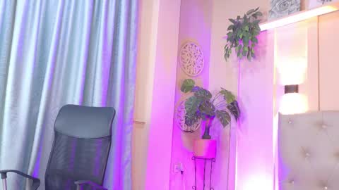 Chloe rosse online show from November 28, 2025, 1:30 am