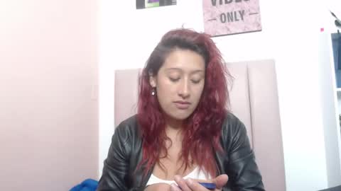 chloewild707rs online show from November 6, 2025, 3:40 am