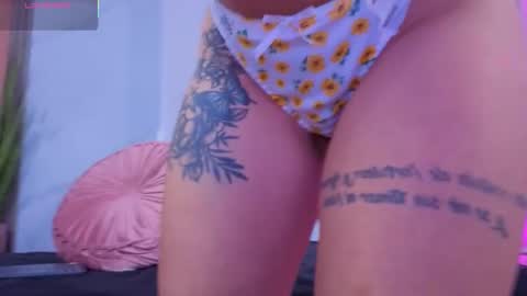 Chlooe online show from December 5, 2025, 10:13 am