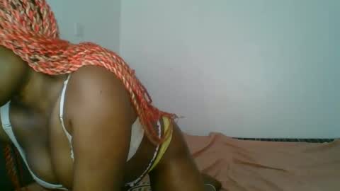 chocobear22 online show from October 28, 2025, 6:17 am