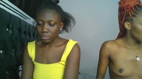 chocobear22 online show from November 27, 2025, 9:50 pm