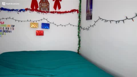 Snapshot of chocolatebunnyxx69 chatting on December 13, 2024, 1:37 am Melina online show from December 13, 2024, 1:37 am