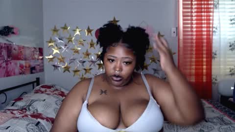 Snapshot of chocolatebunnyxx69 chatting on October 14, 2025, 7:03 pm Melina online show from October 14, 2025, 7:03 pm
