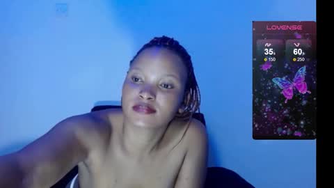 chocolatemilkebony online show from February 19, 2025, 8:52 pm