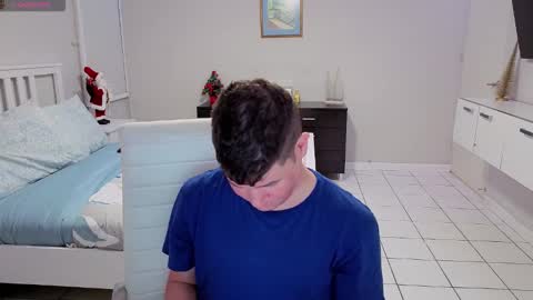 Chris Evens online show from December 2, 2025, 1:33 am