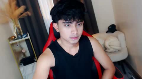 Snapshot of chris_walker22 chatting on November 22, 2025, 4:44 am Shawty Chris online show from November 22, 2025, 4:44 am