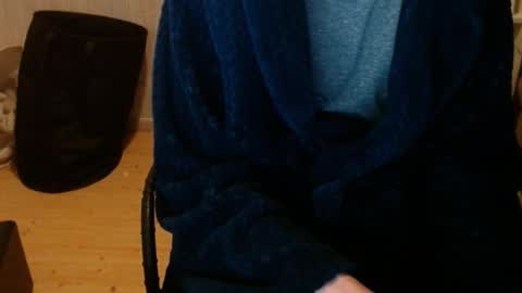 Snapshot of chriser_xxx chatting on December 11, 2024, 6:52 pm chriser_xxx online show from December 11, 2024, 6:52 pm