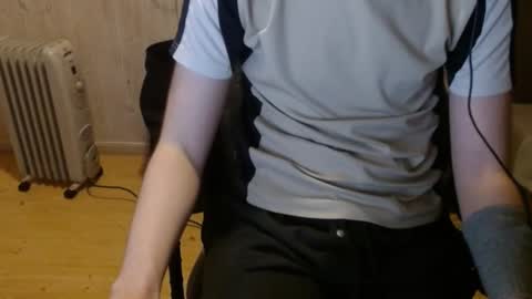 Snapshot of chriser_xxx chatting on January 5, 2025, 3:02 pm chriser_xxx online show from January 5, 2025, 3:02 pm