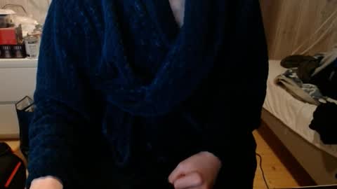 Snapshot of chriser_xxx chatting on October 24, 2025, 9:28 am chriser_xxx online show from October 24, 2025, 9:28 am