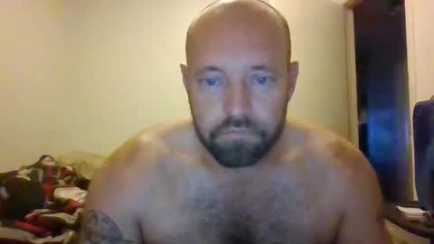 chriservin863 online show from October 8, 2025, 9:40 am