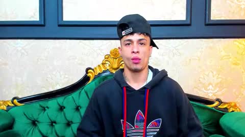 Chris online show from October 23, 2025, 11:42 am