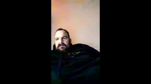 chris  ole online show from December 5, 2025, 8:01 am