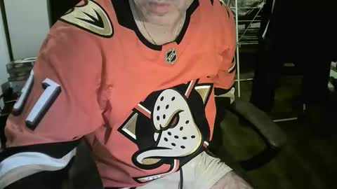 Snapshot of chrisprngr chatting on September 28, 2025, 7:41 pm chrisprngr online show from September 28, 2025, 7:41 pm