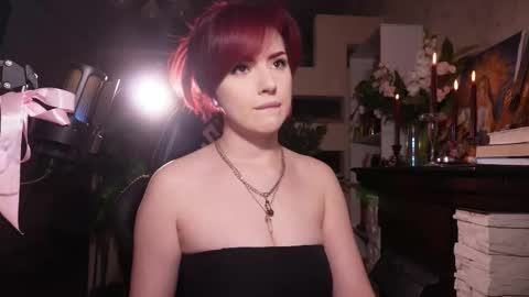 Snapshot of chriss_foxx chatting on October 30, 2025, 4:30 pm chriss_foxx online show from October 30, 2025, 4:30 pm