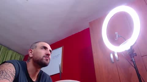 chriss_james online show from October 30, 2025, 2:13 am