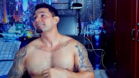 Chriss Stewart online show from November 8, 2025, 3:39 am