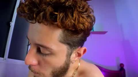 Hi dont forguet to follow me    online show from November 18, 2025, 7:02 am